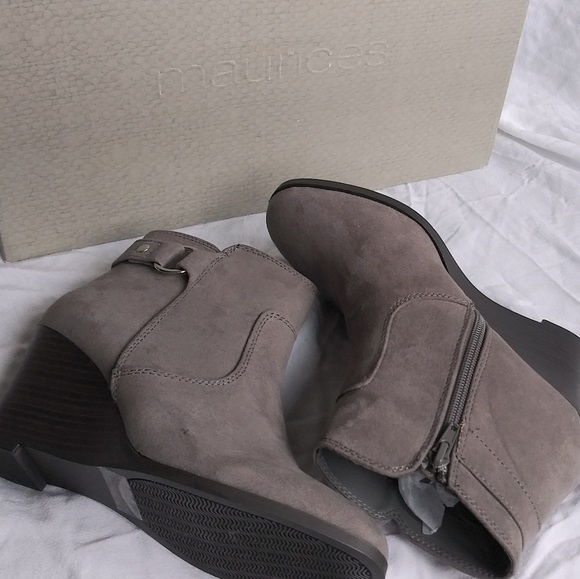 NWT Gray, Maurice's booties - Picture 2 of 5